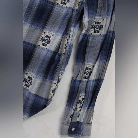 American Eagle Western Long Sleeve Plaid Pearl Snap‎ Button Down Women's Small - Picture 15 of 16